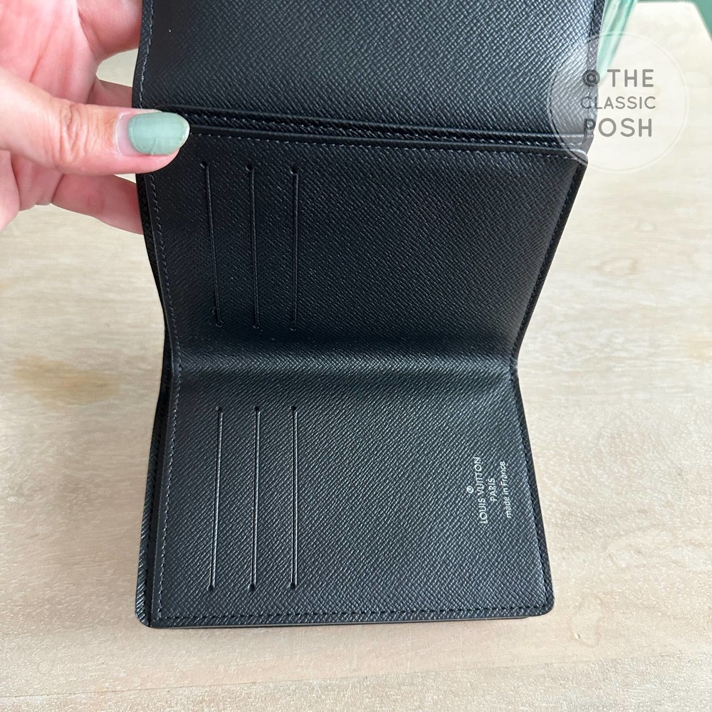 EUC Louis Vuitton Electric Epi Eugene Portefeuille Wallet Black - Picture 12 of 14